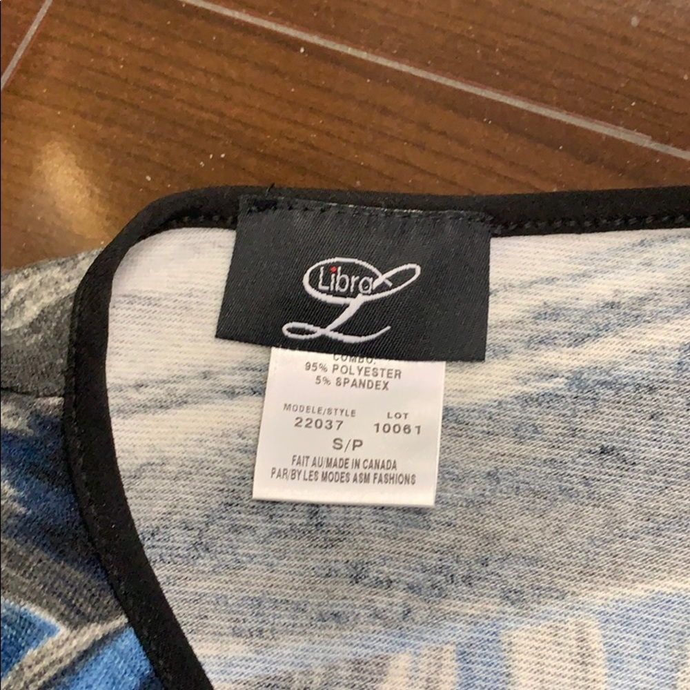 Sweater - Picture 3 of 5